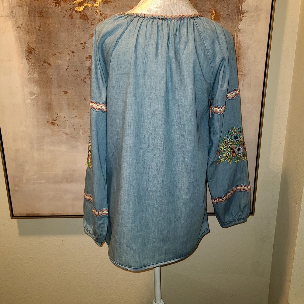 Tolani Denim Embellished Tunic with V-Neckline - Picture 6 of 9